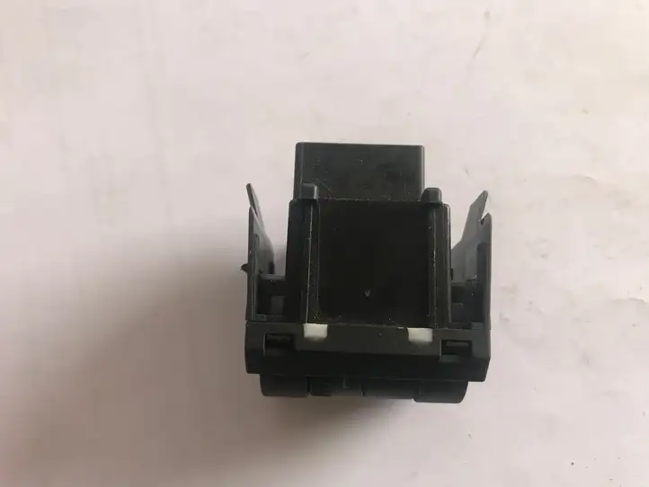 Skoda Octavia Mk2 (1Z) (2004 - 2013) 1Z0941333B Включатель регулировки высоты фонарей — фото 4