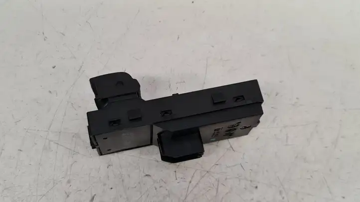 Opel Astra J (2012 - 2015) 13305978 Кнопка стеклоподъемников — фото 2