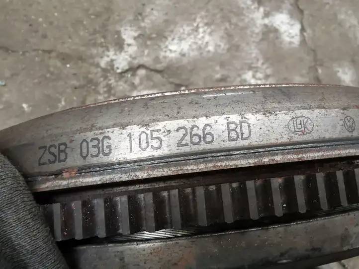 Skoda Octavia Mk2 (1Z) (2004 - 2013) 03G105266BD Двухмассовый маховик — фото 5