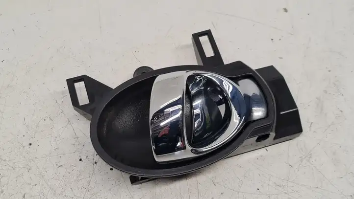 Nissan Micra (2013 - 2016) 08J12 Внутренняя ручка двери — фото 1