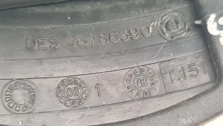 Fiat 500 (2008 - 2015) 46786390 Прочие детали салона — фото 2