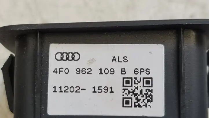 Audi A4 S4 B8 8K (2007 - 2011) 4F0962109B Включатель сигнализации — фото 4