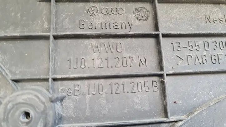 Volkswagen Bora (1998 - 2005) 1J0121207M Дифузор радиатора — фото 3