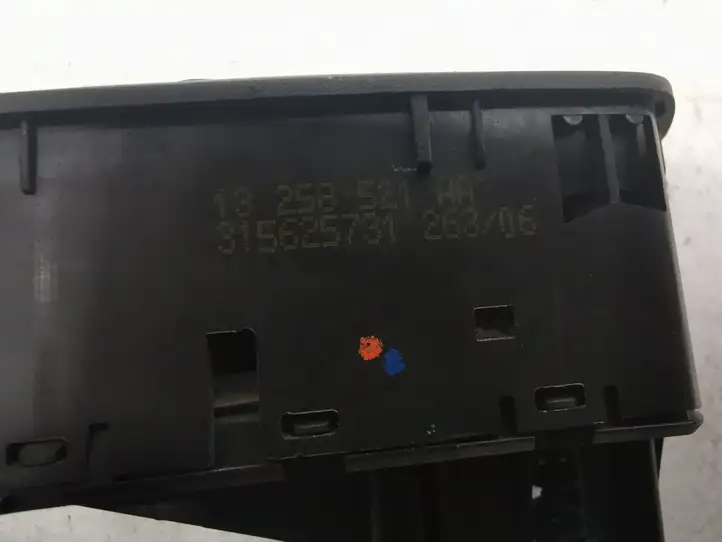 Opel Corsa D (2006 - 2010) 13258521AA Кнопка стеклоподъемников — фото 4
