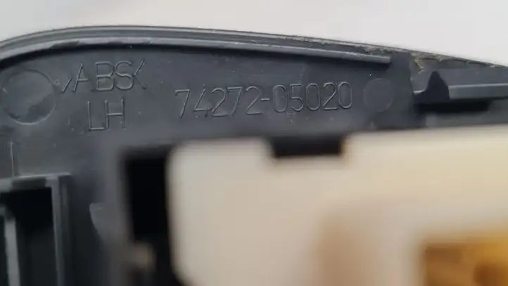 Toyota Avensis T250 (2006 - 2009) 7427205020 Блок кнопок стеклоподъемников — фото 2
