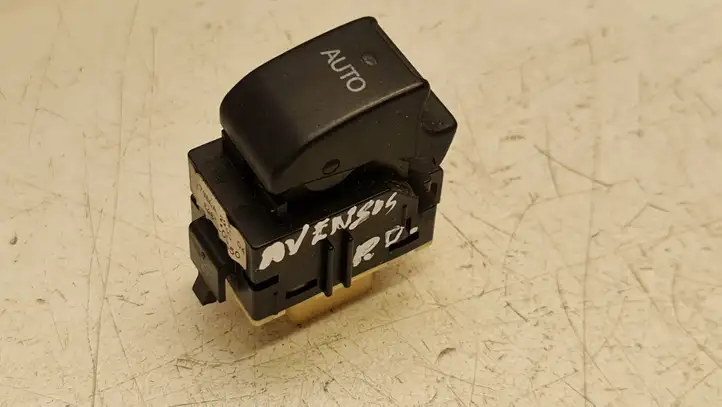 Toyota Avensis T250 (2003 - 2006) 8481005050 Блок кнопок стеклоподъемников — фото 1