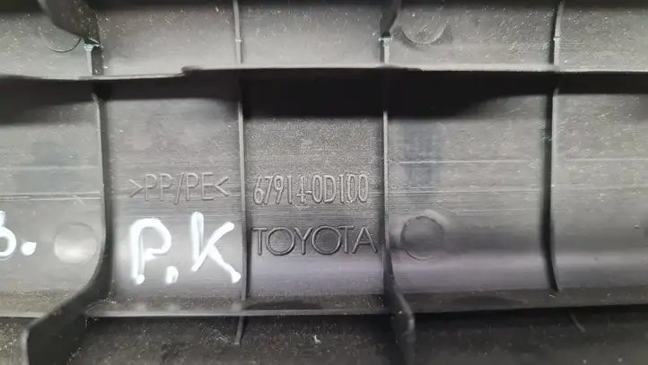 Toyota Yaris (2012 - 2014) 679140D100 Внутренняя отделка переднего порога — фото 3