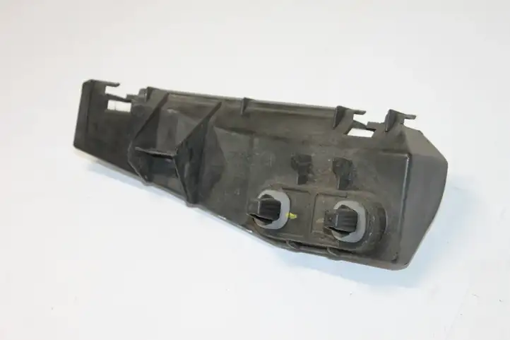 Toyota Corolla Verso E121 (2004 - 2007) 525620F010 Кронштейн заднего бампера — фото 2