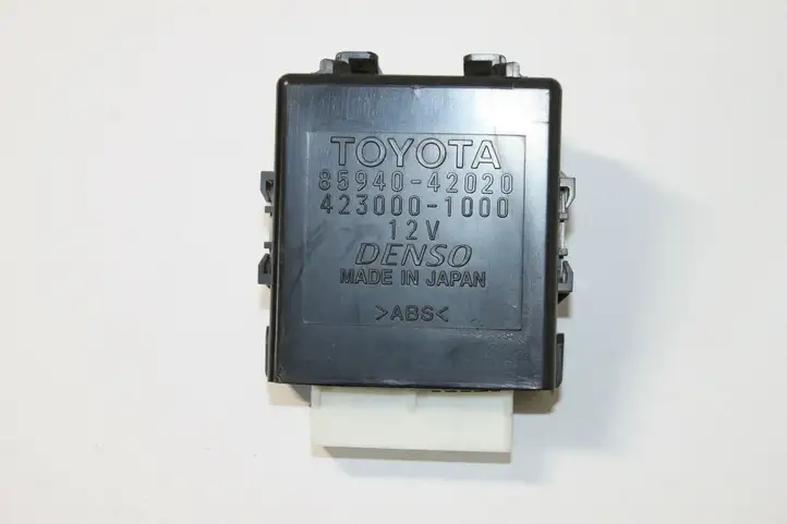 Toyota RAV 4 (XA30) (2006 - 2016) 8594042020 Реле стеклоочистителей — фото 1
