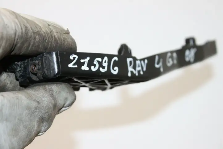 Toyota RAV 4 (XA30) (2006 - 2016) 5215542010 Кронштейн заднего бампера — фото 6