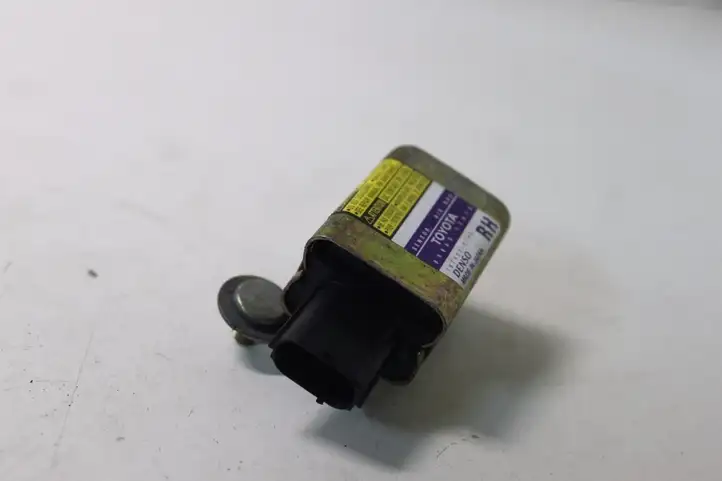 Toyota Corolla Verso E121 (2001 - 2004) 8986013010 Датчик удара SRS — фото 3