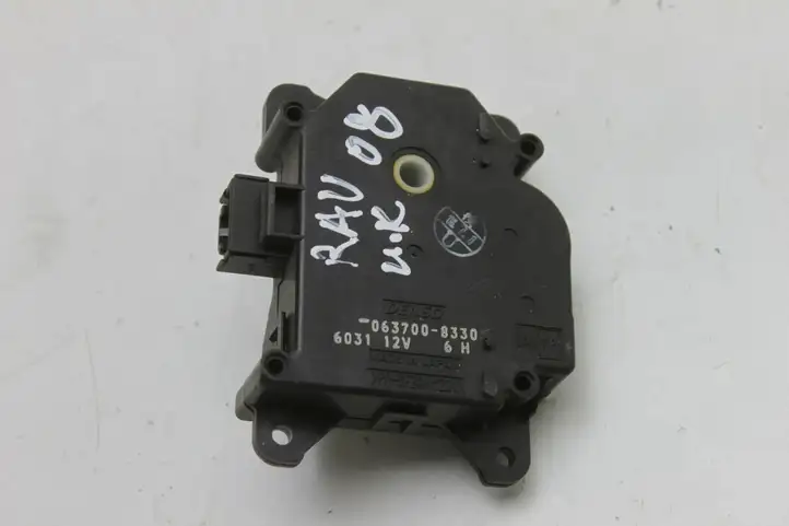 Toyota RAV 4 (XA30) (2006 - 2016) 0637008330 Двигатель задвижки потока воздуха — фото 1