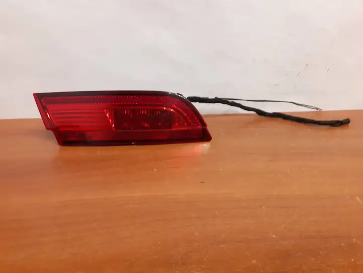 Jaguar XF (2007 - 2015) 8X2315K273CD Задний фонарь в крышке багажника — фото 9