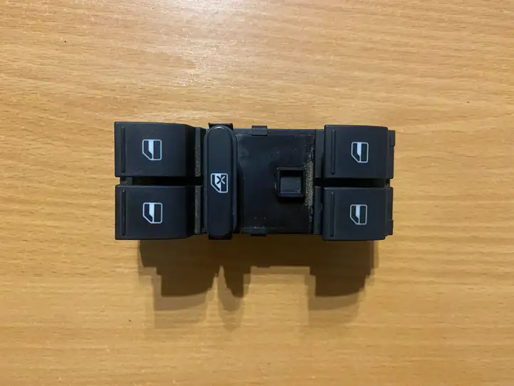 Volkswagen PASSAT B6 (2005 - 2010) 1K4959857A Блок кнопок стеклоподъемников — фото 1