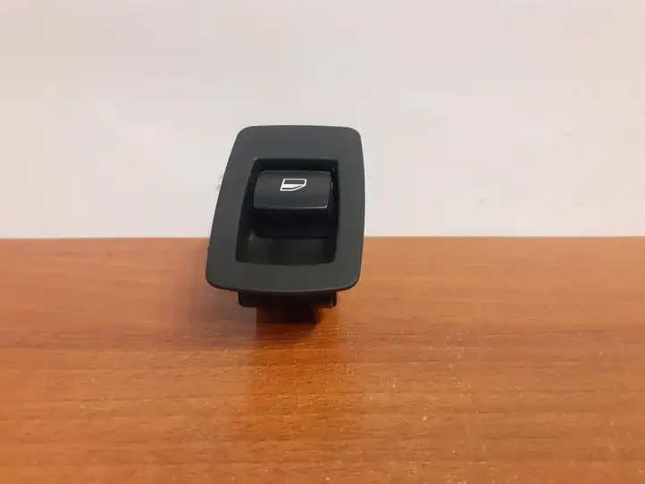 BMW X5 E70 (2006 - 2013) 6945874 Кнопка стеклоподъемников — фото 7