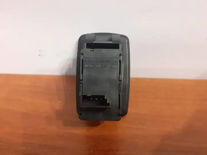 BMW X5 E70 (2006 - 2013) 6945874 Кнопка стеклоподъемников — фото 8