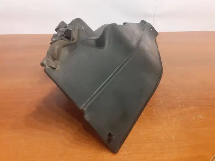 BMW X5 E70 (2006 - 2013) 7169419 Прочие детали моторного отсека — фото 3