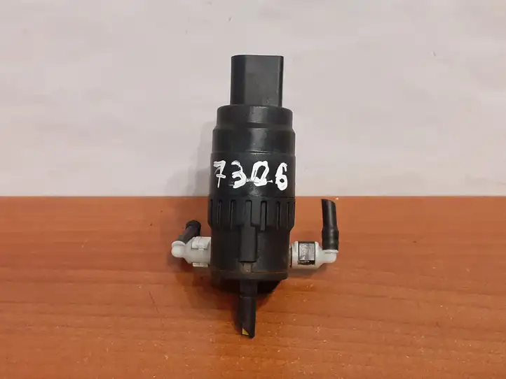 Volkswagen Golf VII (2013 - 2019) 7306 Насос омывателя стекла — фото 1