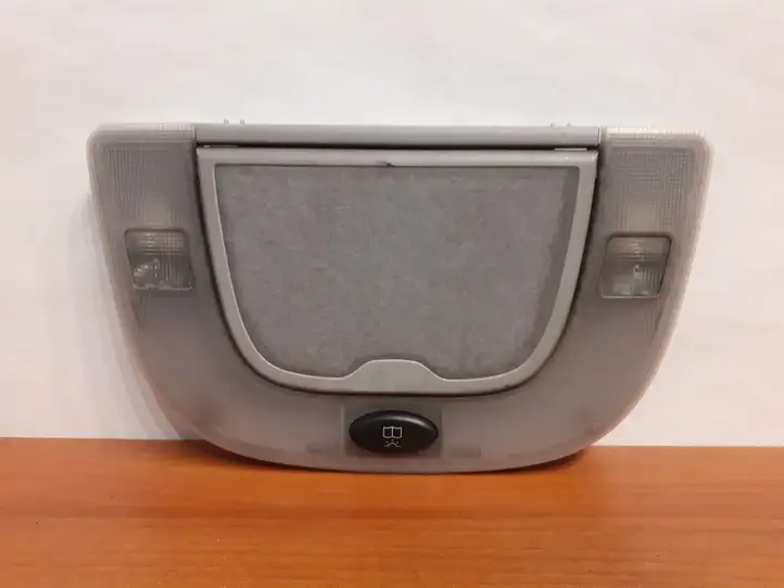 Mercedes-Benz S W220 (1998 - 2006) 7519 Передняя подсветка — фото 1