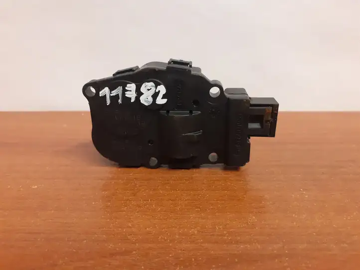 Land Rover Discovery Sport (2014 - 2019) 410475520 Двигатель задвижки потока воздуха — фото 1