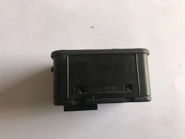 Opel Zafira A (1999 - 2003) 90561086 Блок кнопок стеклоподъемников — фото 2