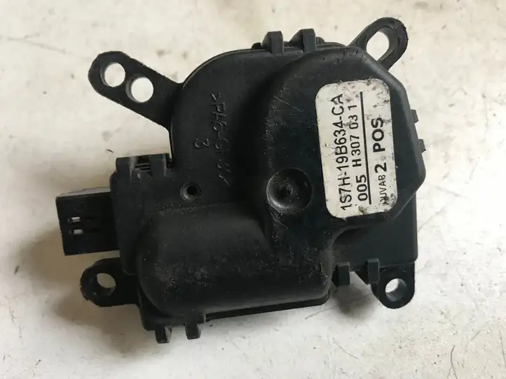 Ford Focus (2005 - 2008) 1S7H19B634CA Двигатель задвижки потока воздуха — фото 1