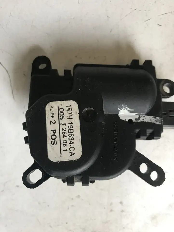 Ford Focus (2005 - 2008) 1S7H19B634CA Двигатель задвижки потока воздуха — фото 1