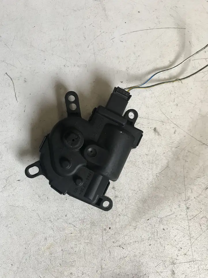 Ford Focus (2005 - 2008) 1S7H19B634CA Двигатель задвижки потока воздуха — фото 2