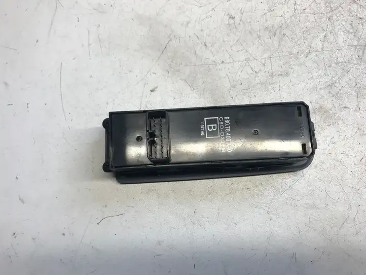 Mitsubishi Colt (2004 - 2008) 98078400A0 Кнопка стеклоподъемников — фото 4