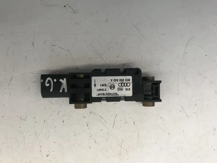 Audi A4 S4 B6 8E 8H (2000 - 2006) 8E0959643A Датчик удара SRS — фото 1