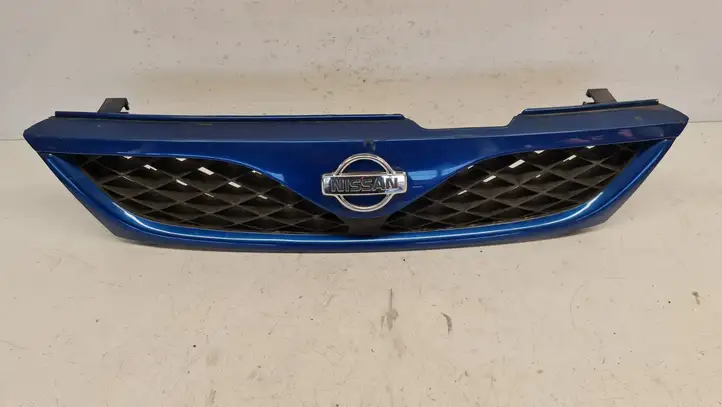 Nissan Almera N16 (2000 - 2010) DS0719701 Верхняя решетка радиатора — фото 1