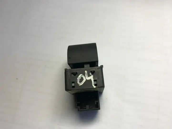 Audi A3/S3 8P (2004 - 2008) 8Z0959855C Кнопка стеклоподъемников — фото 4
