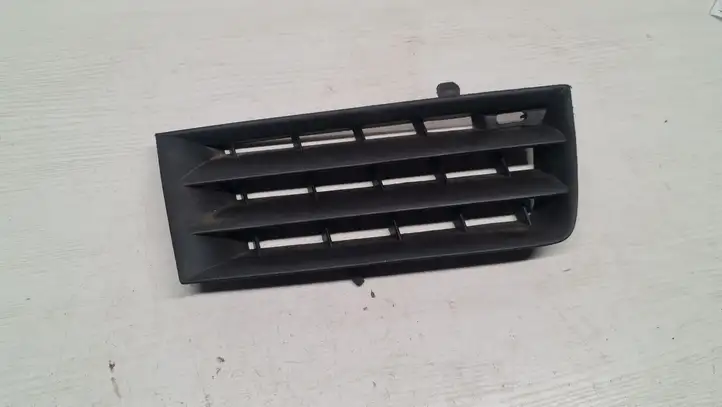 Renault Megane II (2002 - 2005) D8200114157 Верхняя решетка радиатора — фото 1