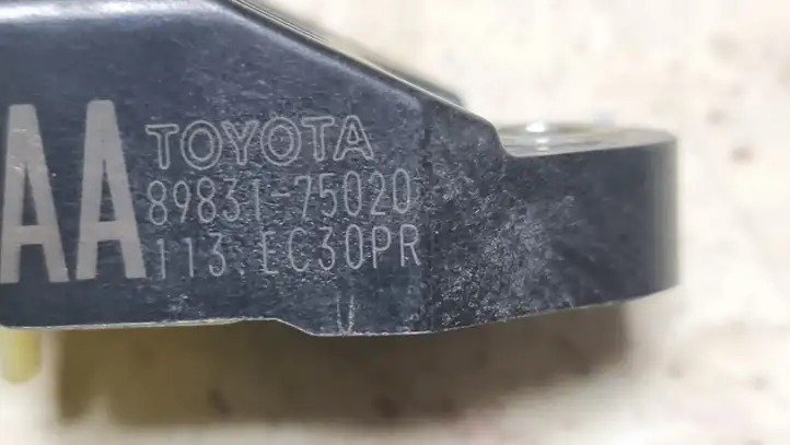 Lexus CT 200H (2010 - 2013) 8983175020 Датчик удара SRS — фото 3