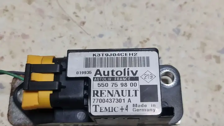 Renault Scenic I (1996 - 2003) 7700437301A Датчик удара SRS — фото 3