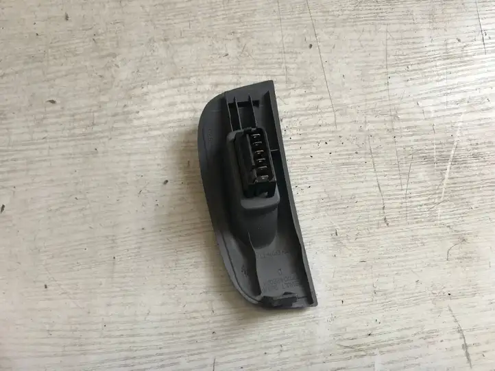 Renault Megane I (1995 - 2002) 7700429071 Блок кнопок стеклоподъемников — фото 4