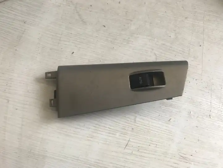 Toyota Corolla E120 E130 (2004 - 2007) 54035102 Кнопка стеклоподъемников — фото 1