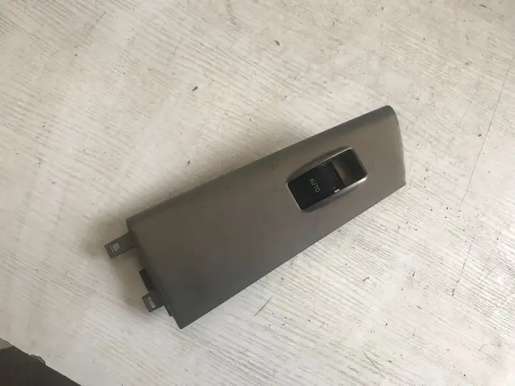 Toyota Corolla E120 E130 (2004 - 2007) 54035102 Кнопка стеклоподъемников — фото 3