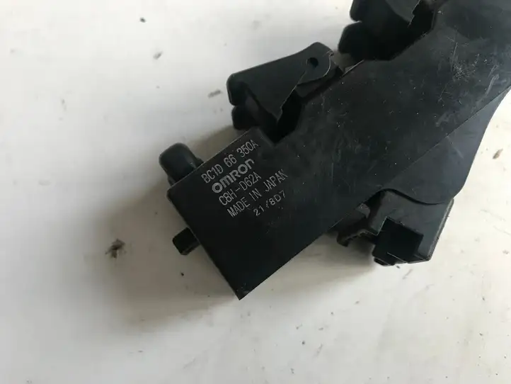 Mazda Demio (1996 - 2002) BC1D66350A Кнопка стеклоподъемников — фото 3