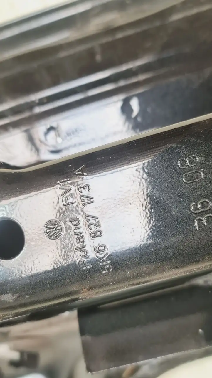 Volkswagen Golf VI (2009 - 2013) 5K6827173A Крышка багажника — фото 9