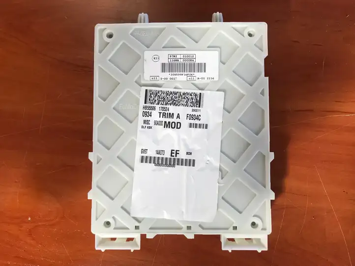 Ford C-MAX II (2015 - ) GV6T14A073EF Модуль комфорта — фото 2