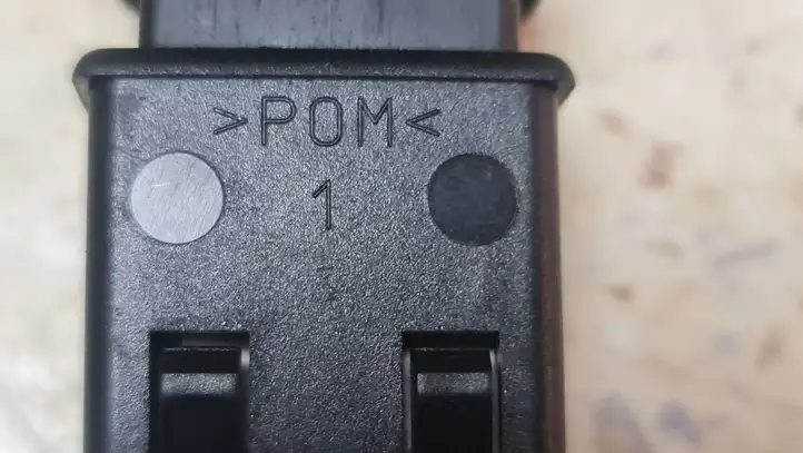 Rover 25 (1998 - 2005) POM1 Кнопка обогрева стекла — фото 2