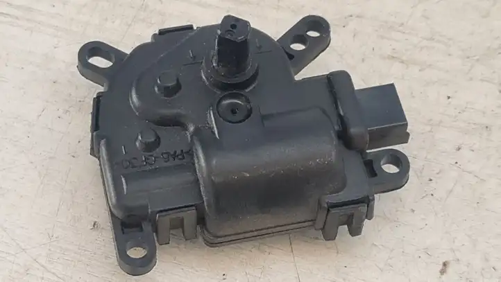 Ford Focus (1998 - 2004) 1S7H19B634CA Двигатель задвижки потока воздуха — фото 2