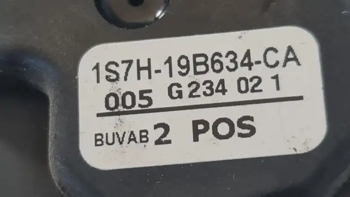 Ford Focus (1998 - 2004) 1S7H19B634CA Двигатель задвижки потока воздуха — фото 3