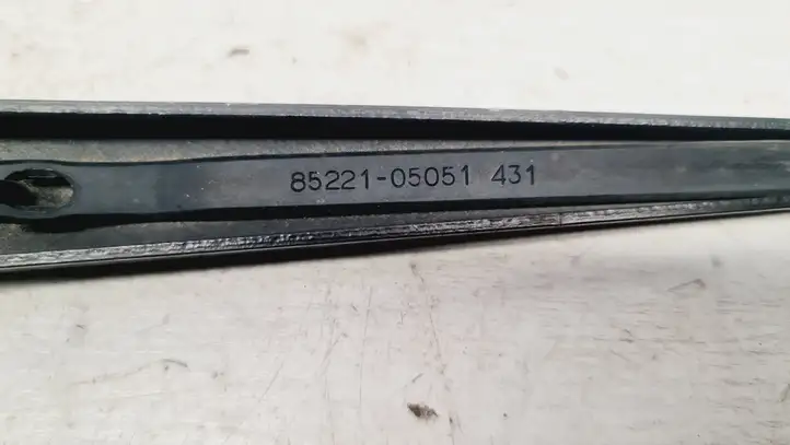 Toyota Avensis T220 (2000 - 2003) 8522105051 Рычаг стеклоочистителя — фото 3