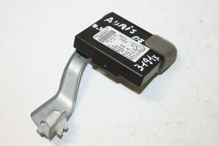 Toyota Auris 150 (2006 - 2012) 8978002040 Блок иммобилайзера — фото 1