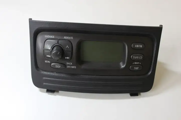 Toyota Yaris Verso (1999 - 2005) 86110-52121 Магнитола / мультимедийная система — фото 1