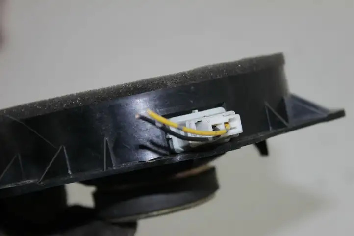 Toyota Yaris Verso (1999 - 2005) 8616052030 Динамики задних дверей — фото 3