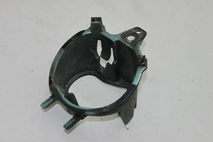 Toyota Yaris Verso (1999 - 2005) Кронштейн противотуманной фары — фото 1