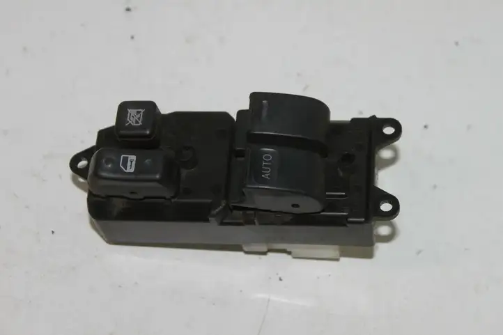 Toyota Yaris Verso (1999 - 2005) 8482052170 Блок кнопок стеклоподъемников — фото 1